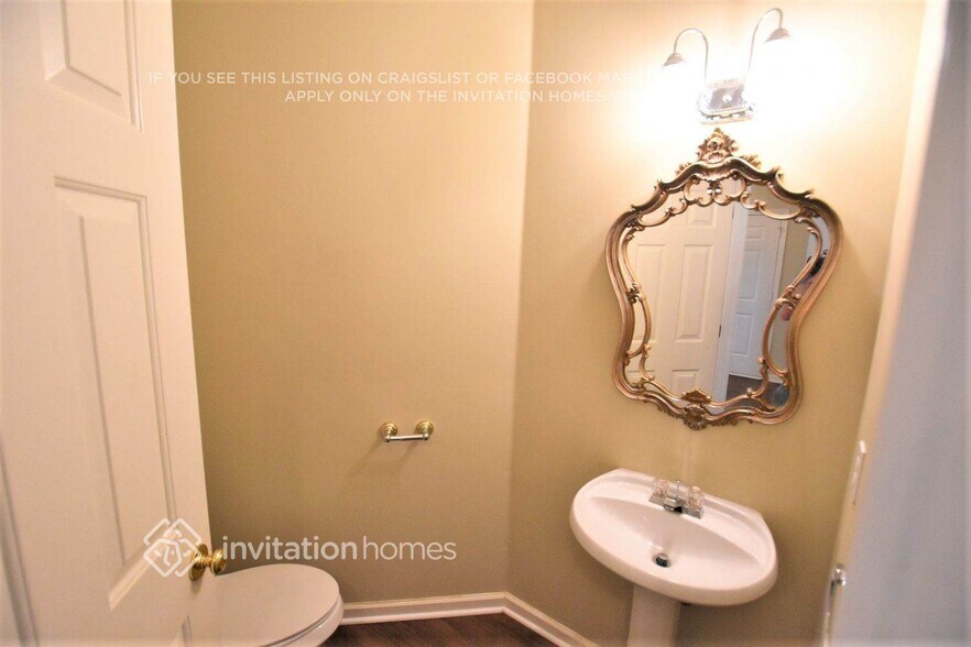 Building Photo - 510 Towne Ridge Way