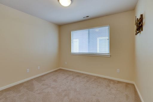 Building Photo - Gorgeous South Everett MainVue Home Available!