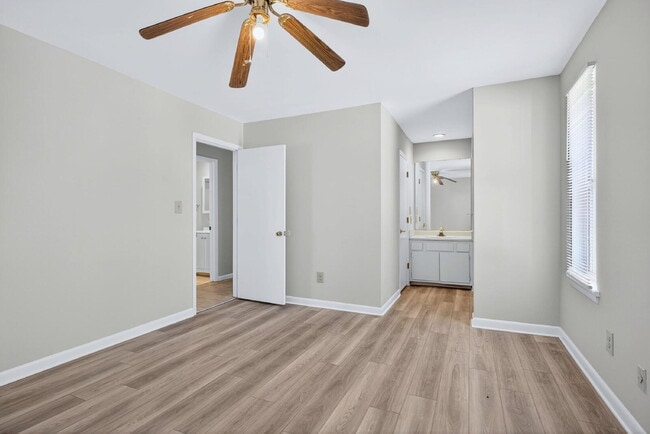 Building Photo - 5367 Wayne St