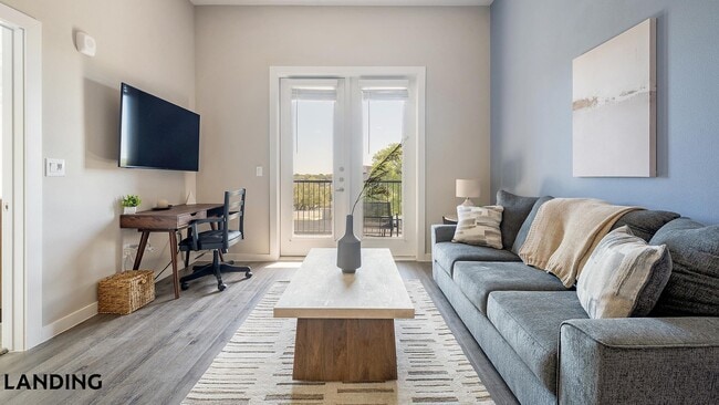 Building Photo - 210 Nottingham Ln