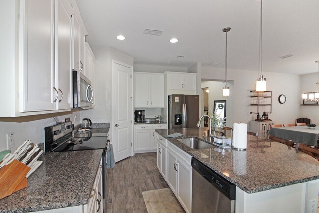 Building Photo - 11849 Tapestry Ln