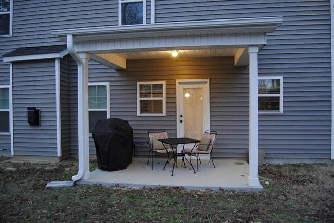 Building Photo - 107 W Berkshire Ct