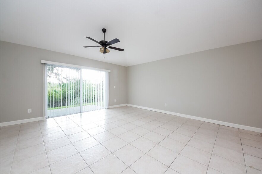 Building Photo - 2774 Eagle Canyon Dr S