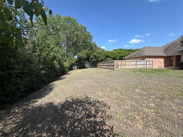 Building Photo - 6376 Newport Ct