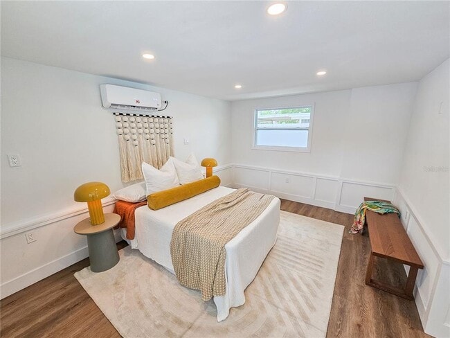 Building Photo - 1416 55th Ave N