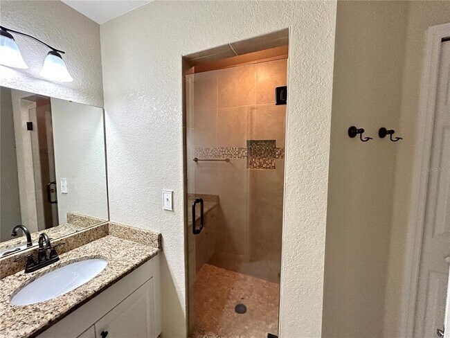 Building Photo - 6211 Ashbury Palms Dr