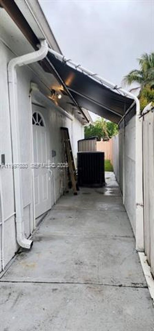 Building Photo - 11243 SW 245th St