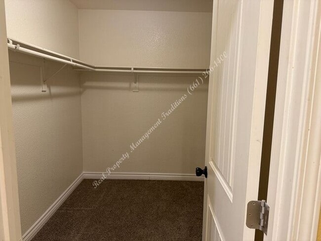 Building Photo - New Year Special! 50% Off First Months Rent!