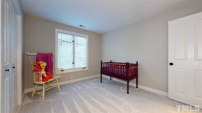 Building Photo - 329 Glen Echo Ln