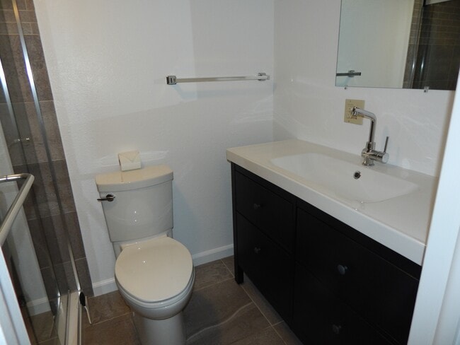 Building Photo - 355 W Deloney Ave