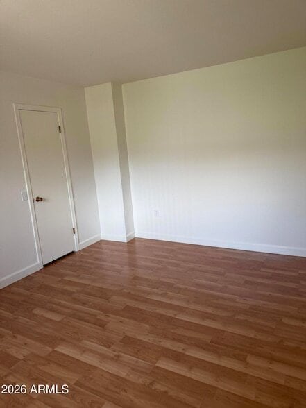 Building Photo - 10833 W Santa Fe Dr