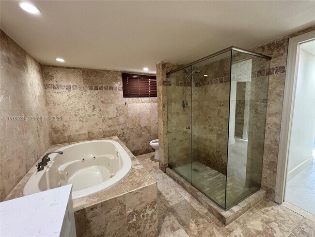 Building Photo - 605 Ives Dairy Rd