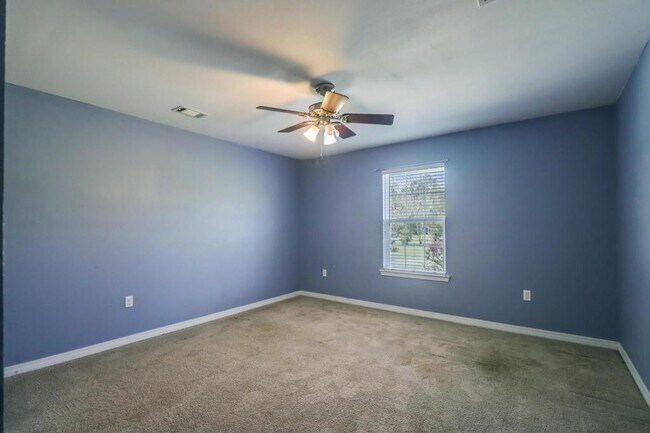 Building Photo - 17259 Moran Rd