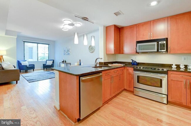 Building Photo - 4101 Albemarle St NW