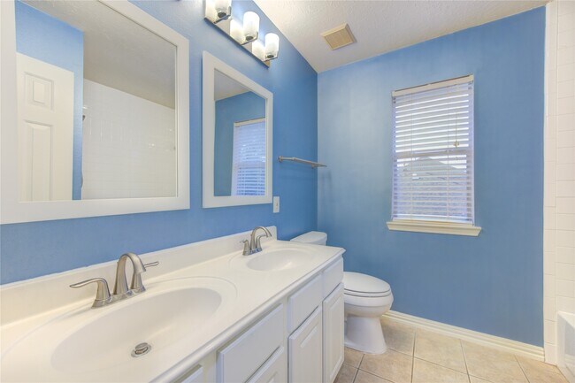 Building Photo - 21715 Bevington Oaks Ct