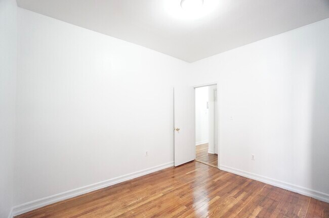 Building Photo - 235 W 146th St