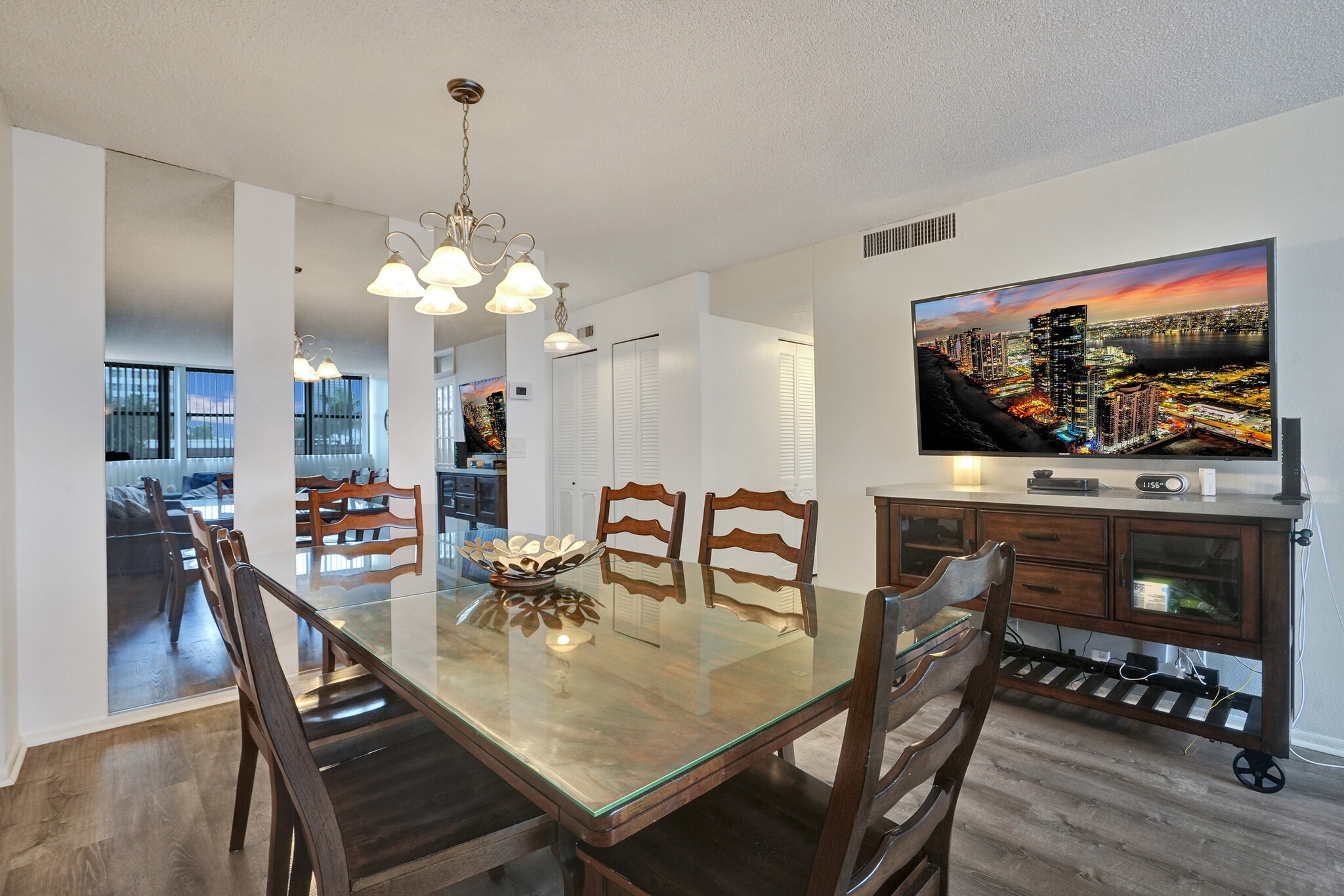 Building Photo - 2017 S Ocean Dr