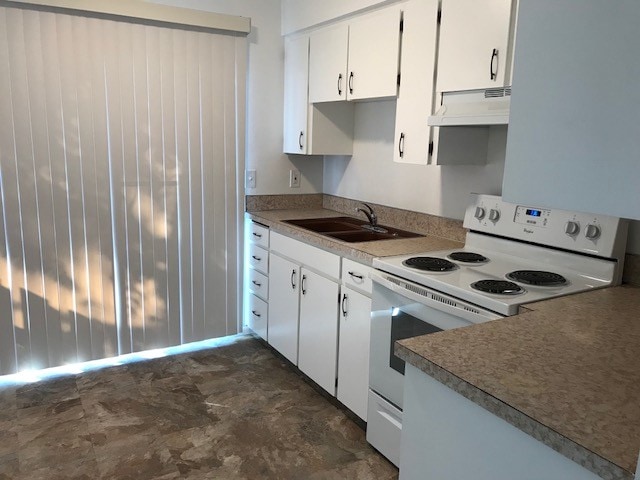 Kitchen - 345 SE 81st Ave