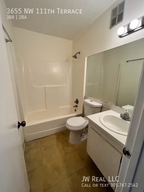 Building Photo - 3655 NW 111th Terrace