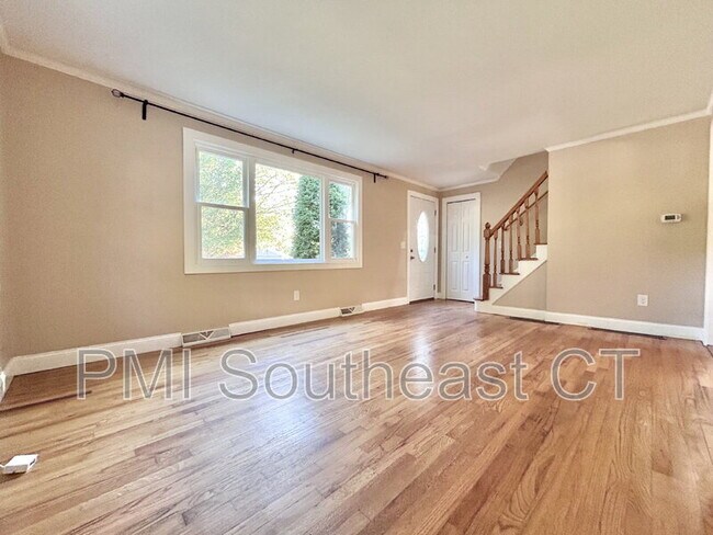 Building Photo - 39 Virginia Rd