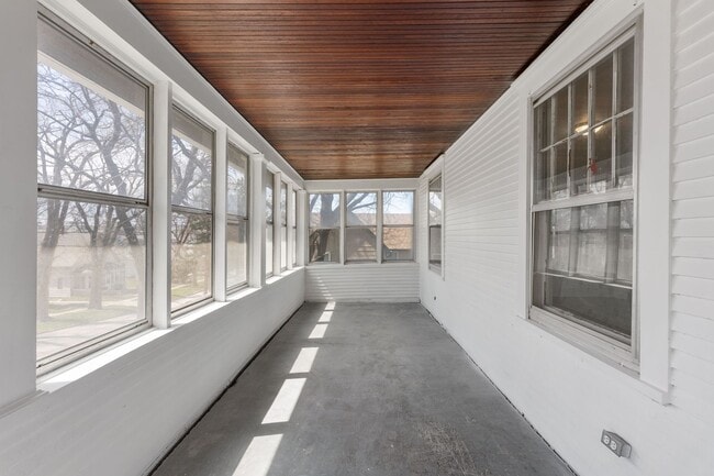 Building Photo - Coming Soon!!