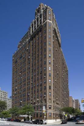 Building Photo - 230 Riverside Dr