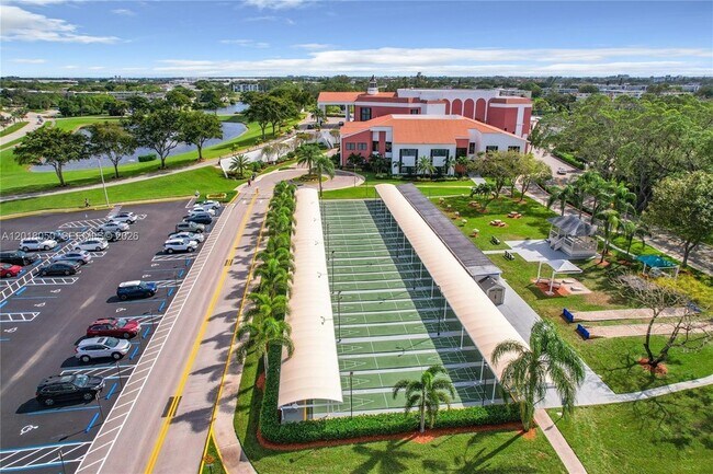 Building Photo - 226 Newport Dr