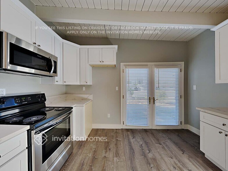 Building Photo - 8908 Bedford Ave