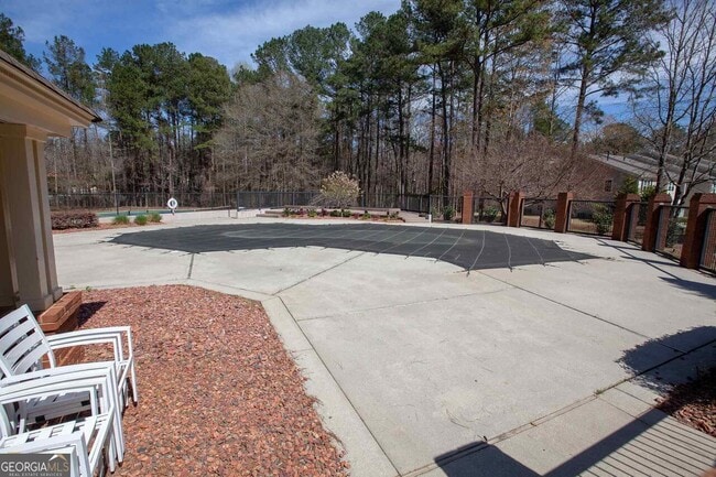 Building Photo - 1703 Ridgefield Dr
