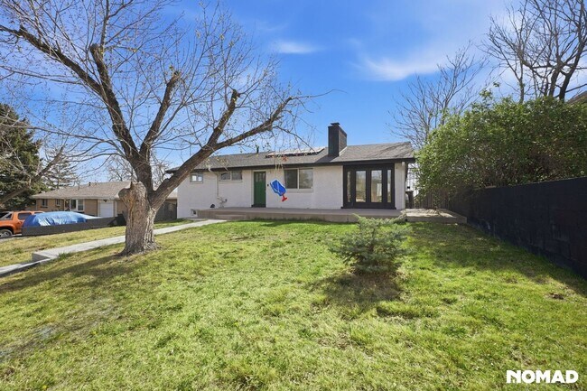 Building Photo - 9040 Yucca Way