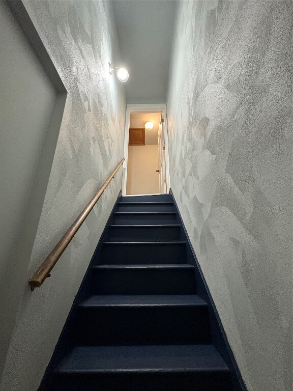 Building Photo - 97 Fairview Ave