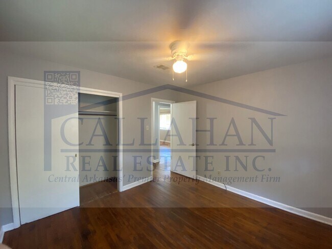 Building Photo - NLR 2 Bedroom Home