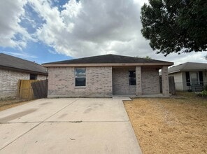 Building Photo - Sky Harbor 3 Bdrm 1 Bath Home