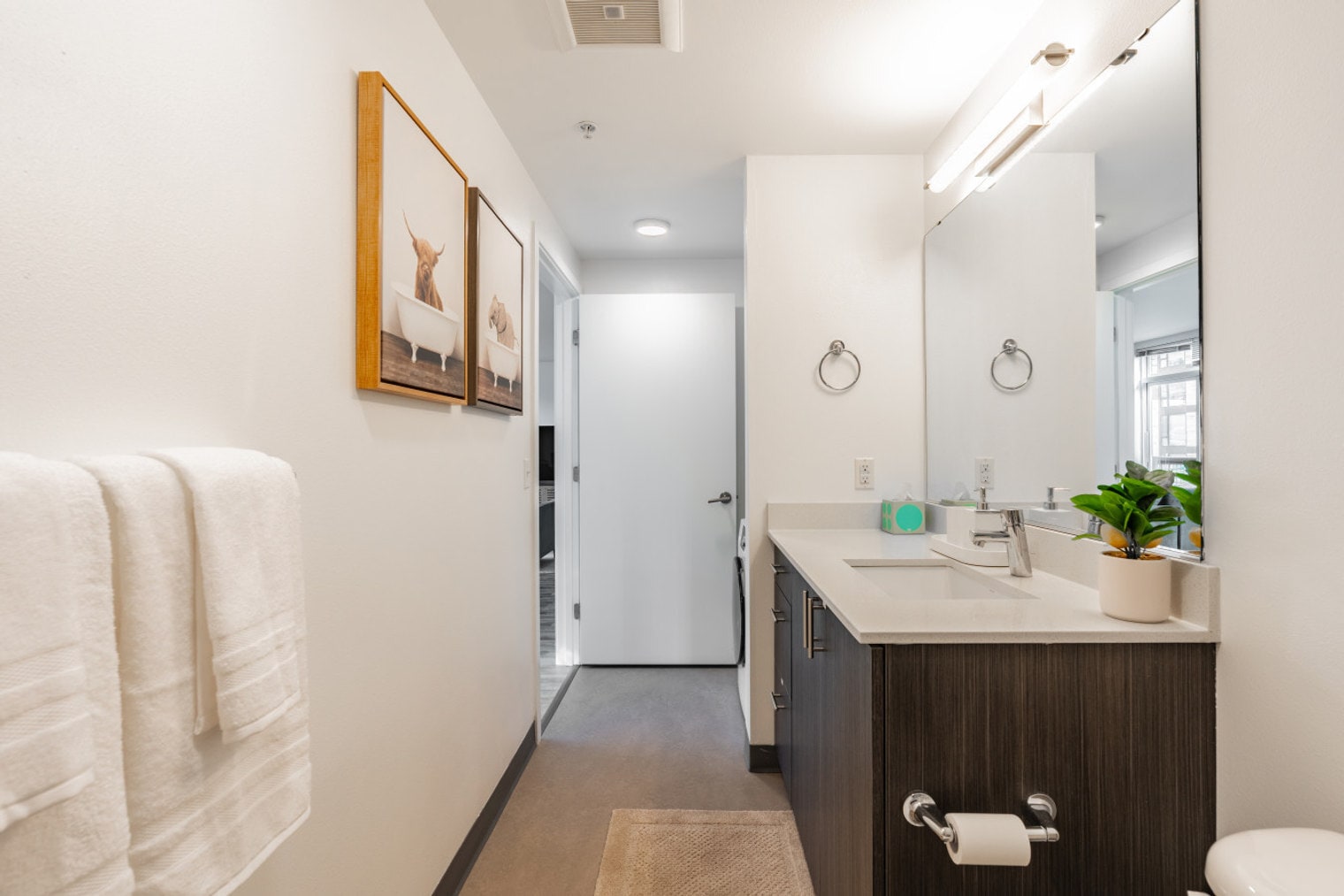 Building Photo - 2207 E Union St