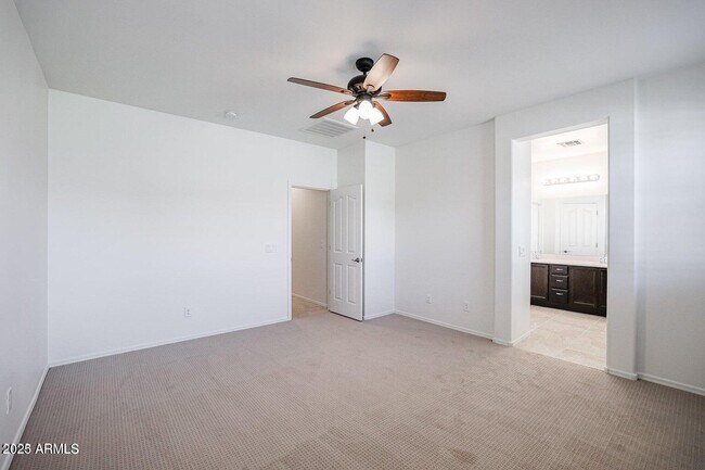 Building Photo - 10398 W Rosewood Ln