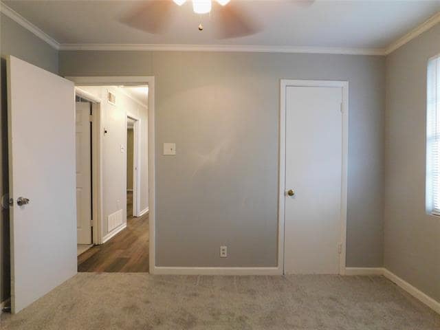 Building Photo - 1106 Frame St