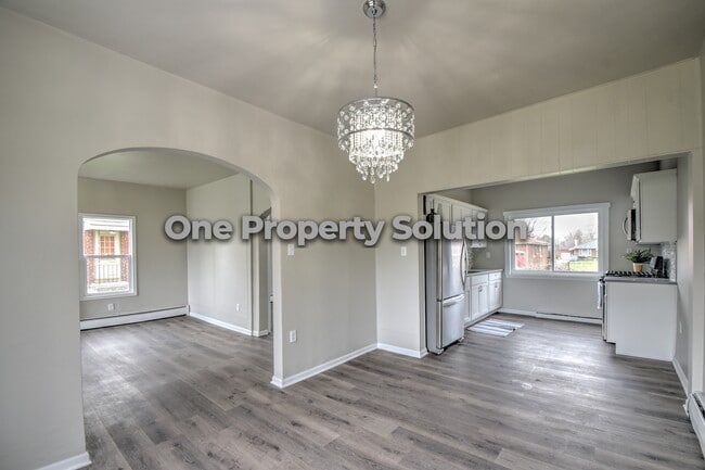 Building Photo - 3612 Van Buren St