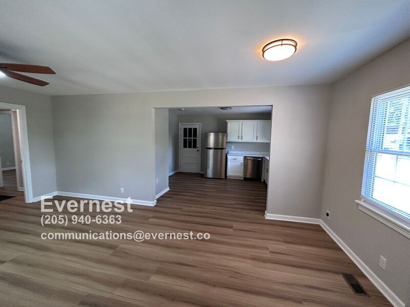 Building Photo - 1345 Mims St SW