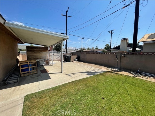 Building Photo - 1440 E Rose Ave