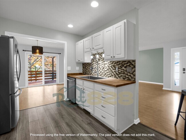 Building Photo - 15 Dawson Pl