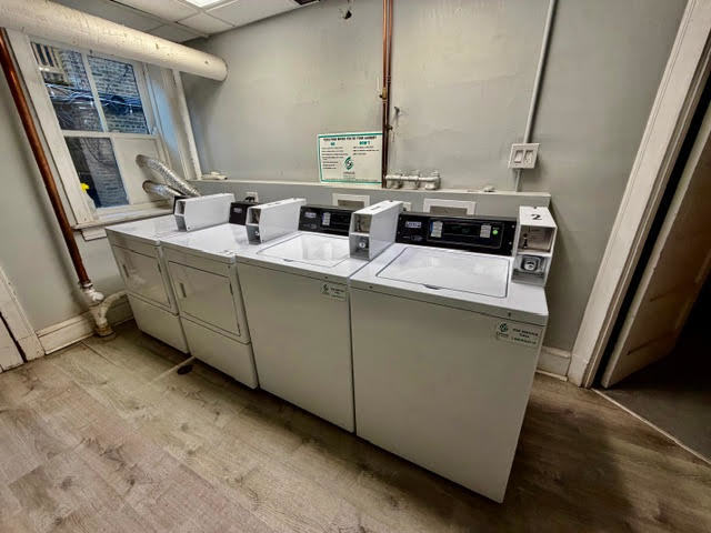 Building Photo - 2349 N Cleveland Ave