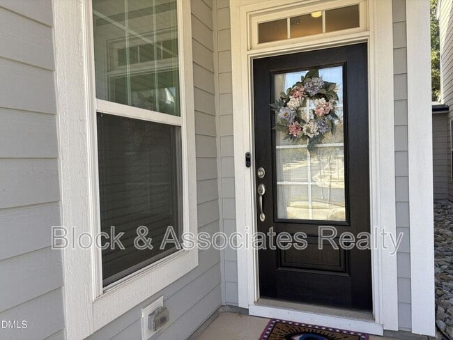 Building Photo - 2105 Goudy Dr