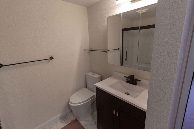 Building Photo - 3411 Crossings Dr