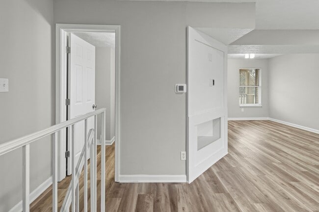 Building Photo - Broad Ripple townhome with garage, updated kitchen, and walkable convenience!