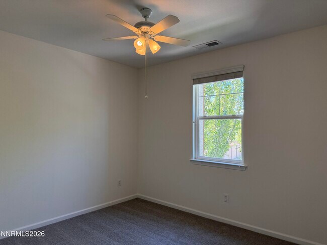 Building Photo - 10890 Oakhaven Dr