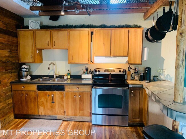 Building Photo - 1 br, 1 bath House - 1029 Runyon Drive