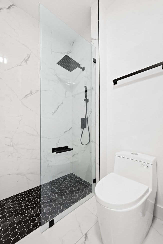 Building Photo - 1209 Olympic Cir