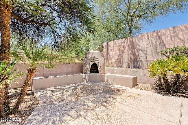 Building Photo - 8274 E Tailspin Ln