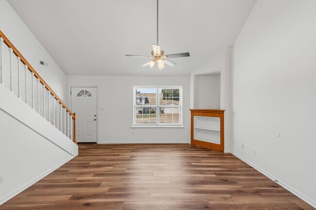 Building Photo - 5000 Roscoe Rdg