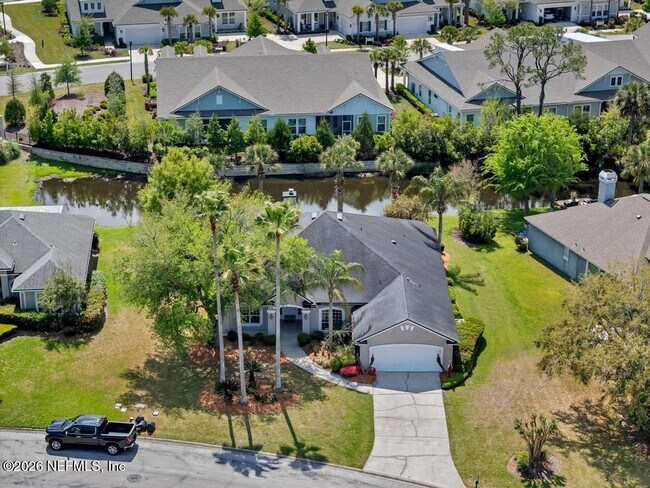 Building Photo - 137 Oak View Cir